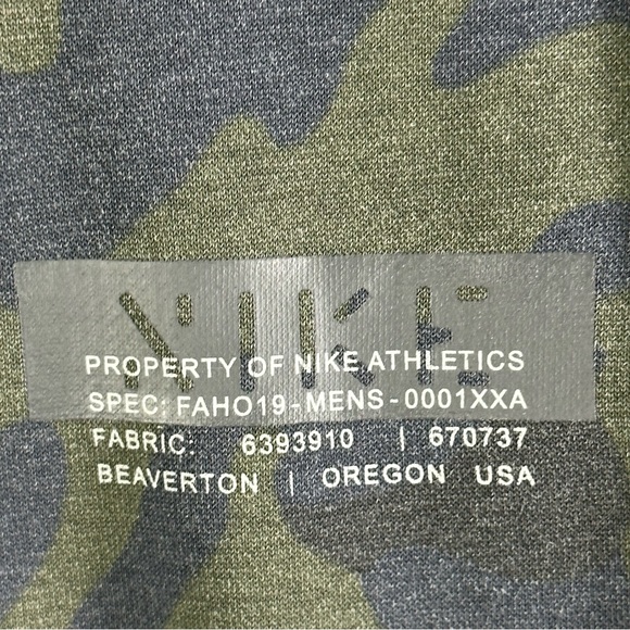 Nike Camo Mens Crewneck Sweatshirt size Small - Picture 7 of 9